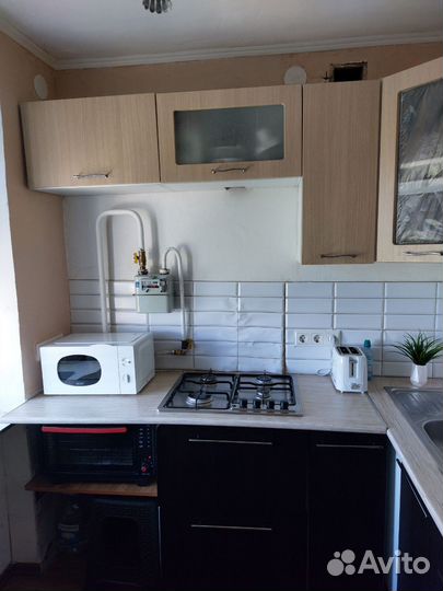 Кухонный гарнитур угловой бу для маленькой кухни