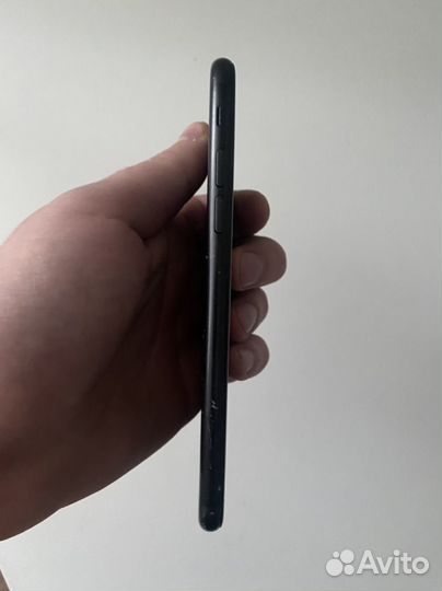iPhone 7, 32 ГБ