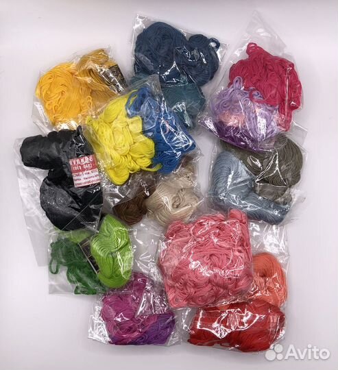 Деревянная шкатулка