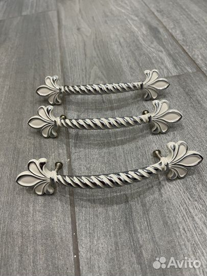 Мебельные ручки