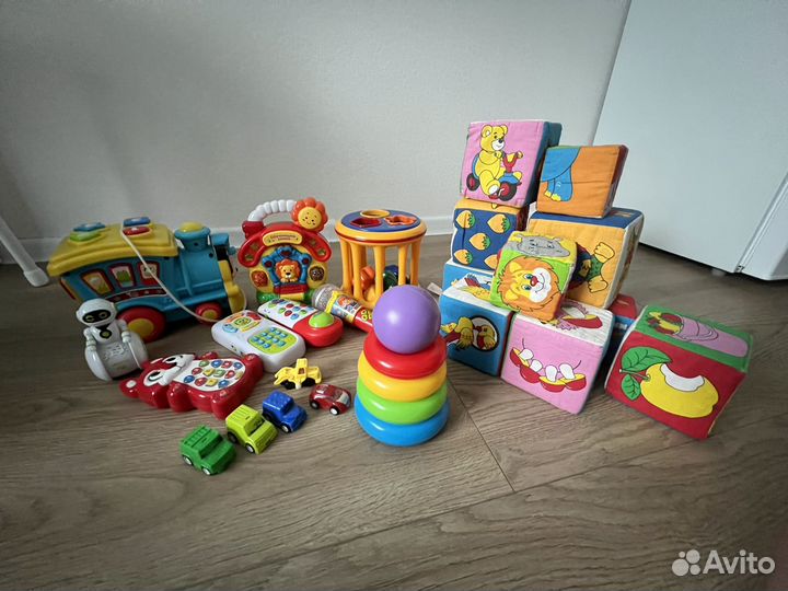 Развивающие игрушки пакетом