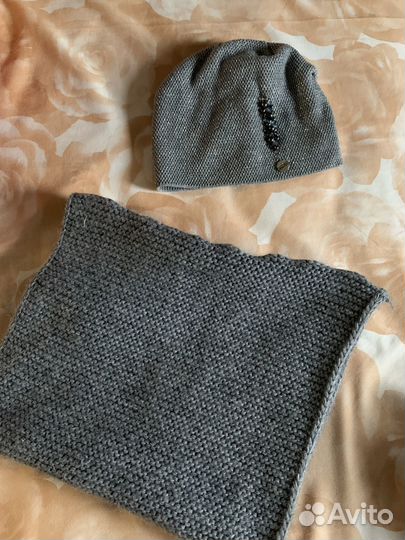 Зимняя шапка и шарф