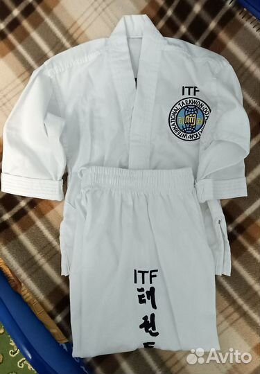 Добок для тхэквондо 104