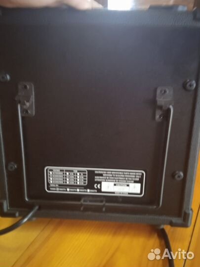 Гитарный комбоусилитель 10 ватт