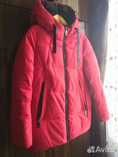 Куртка женская демисезонная с капюшоном