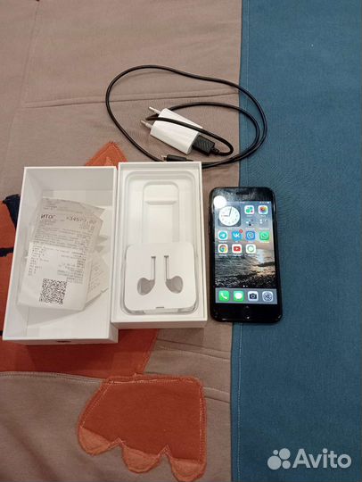 Телефон iPhone 7 black 128gb