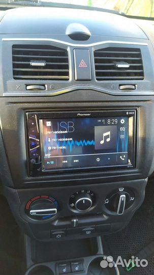 Магнитола Pioneer DMH-G221BT