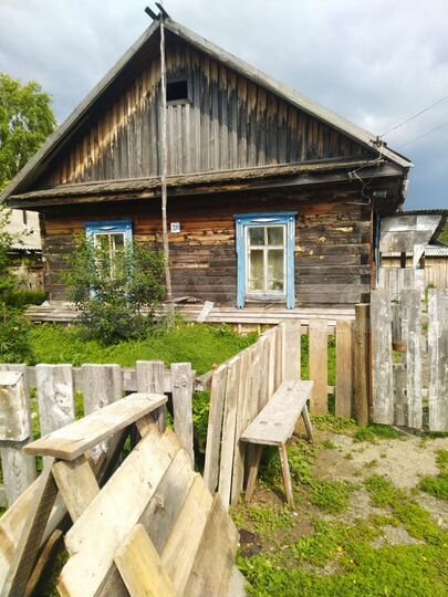 Дом 60 м² на участке 2,2 га