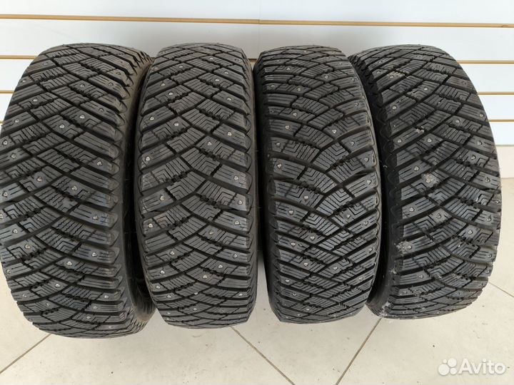 Goodyear Ultragrip Ice Arctic 195/65 R15 95T