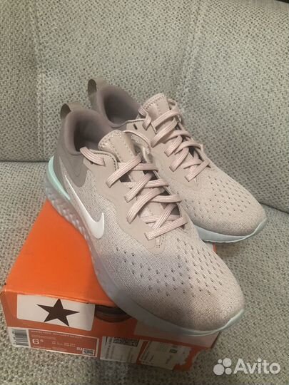 Кроссовки женские nike odyssey react