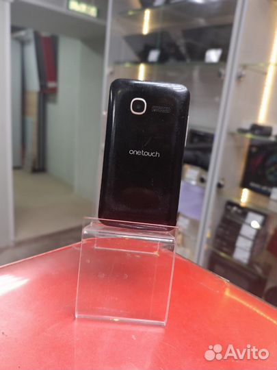 Alcatel One Touch PIXI 2 4014D, 4 ГБ