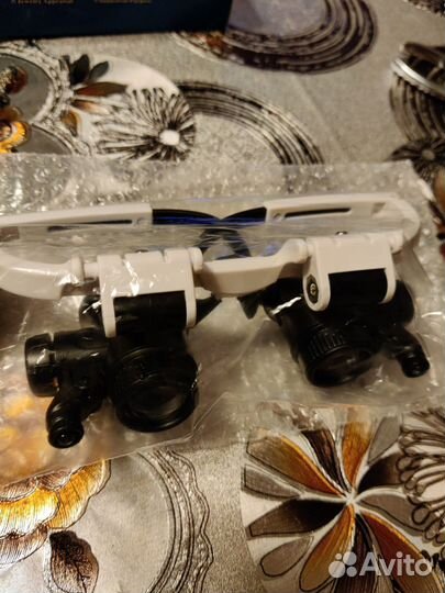 Увеличительное стекло