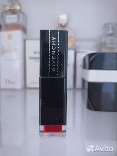 Givenchy помада