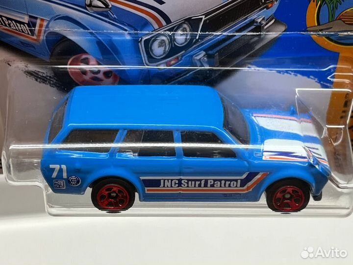 Hot Wheels Datsun Wagon 510 (Голубой)