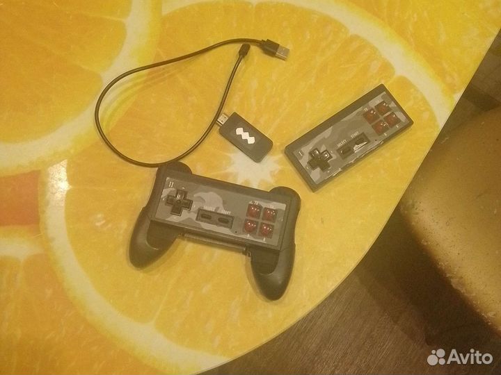 Приставка игровая