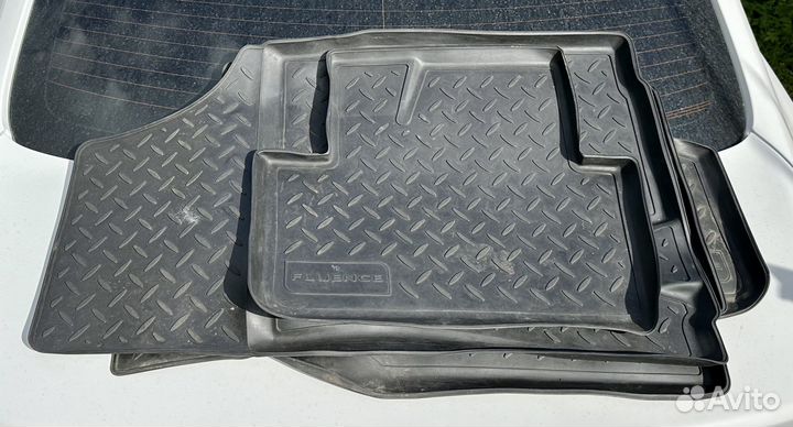 Ковры салона резиновые Renault Fluence