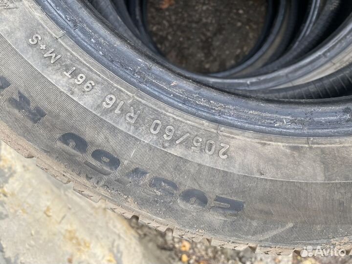 Pirelli Formula Ice 205/60 R16