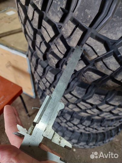 Bfgoodrich Mud-Terrain T/A KM3 10.5/30 R15