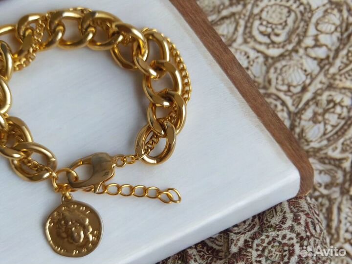 Браслет цепь Lisa Smith золотистый с монетой
