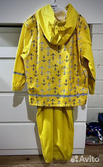 Непромокаемый костюм