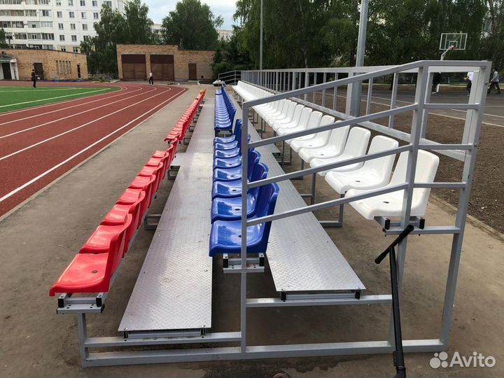 Трибуна спортивная