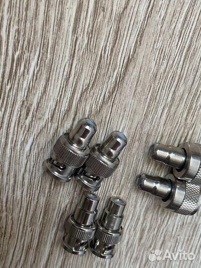 BNC штекер - RCA гнездо