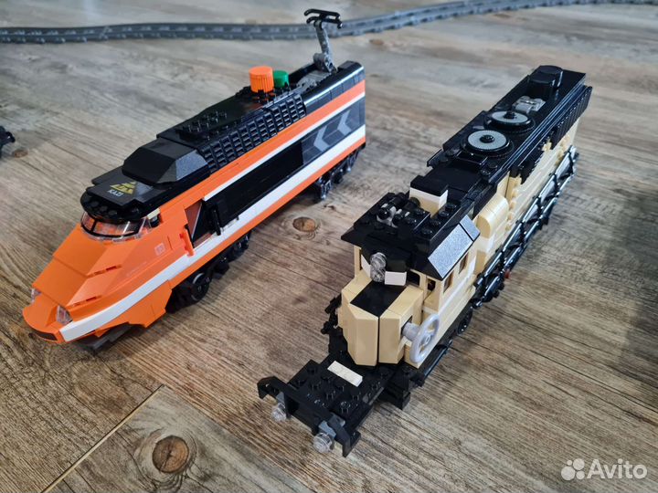 Железная дорога и поезда с вагончиками