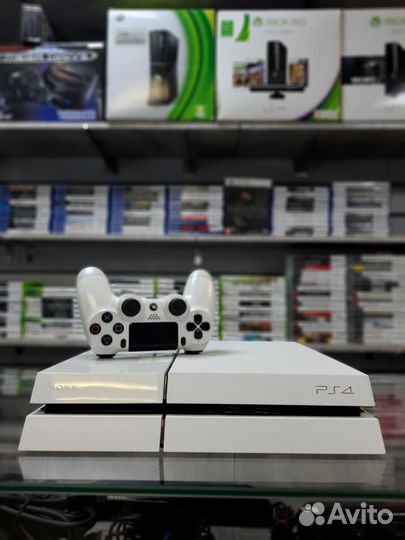 Sony PS4 White - обменяем на любую вашу консоль