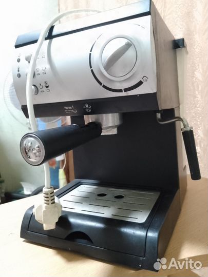 Кофемашина рожковая vitek