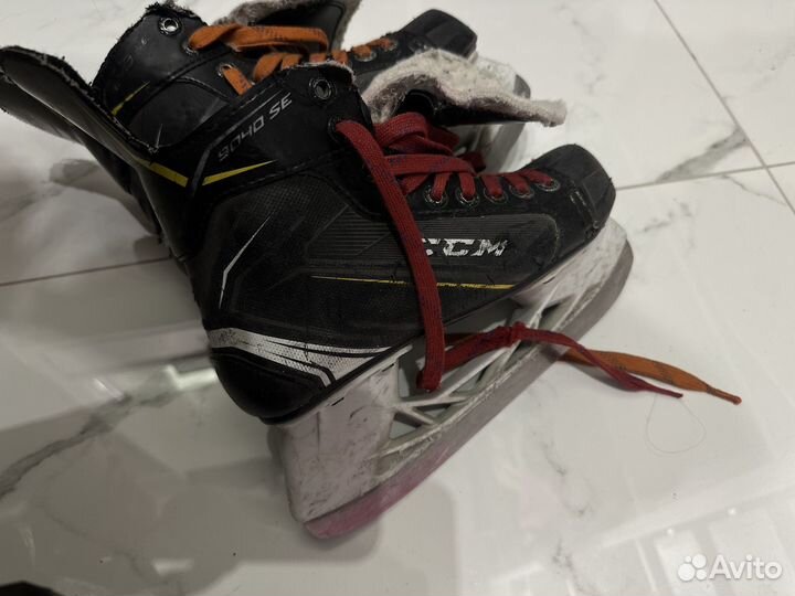 Хоккейные коньки ccm