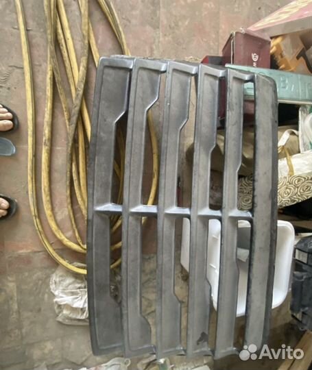 Решетка заднего стекла