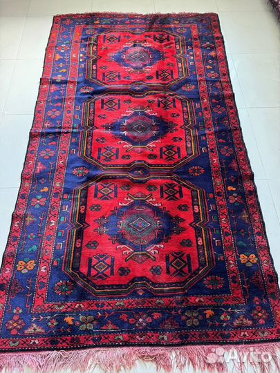 Ворсовой ковёр ручной работы