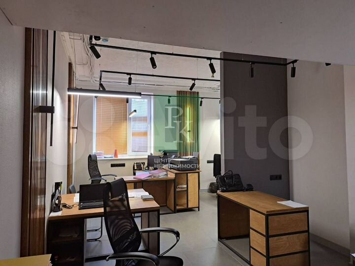 Офис 113 м2 на Токарева
