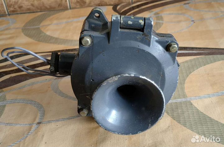 Сирена Ревун