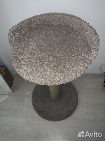 Столбик для когтеточки,место для животного