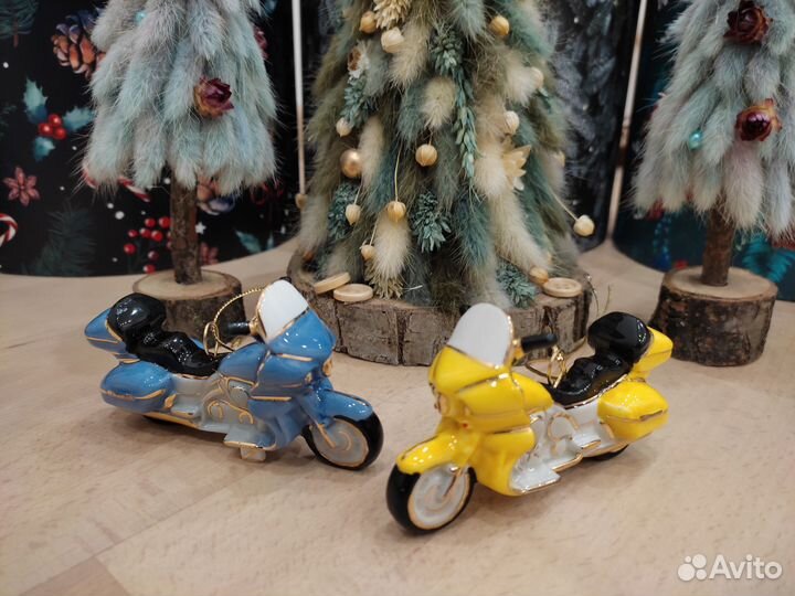 Елочная игрушка сувенир мотоцикл фарфор