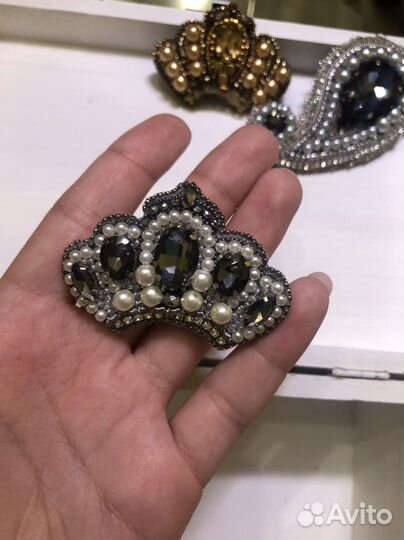 Броши ручной работы