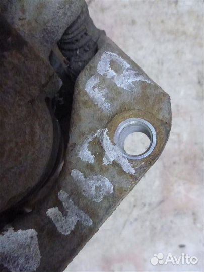 Суппорт передний правый Renault Sandero BS12