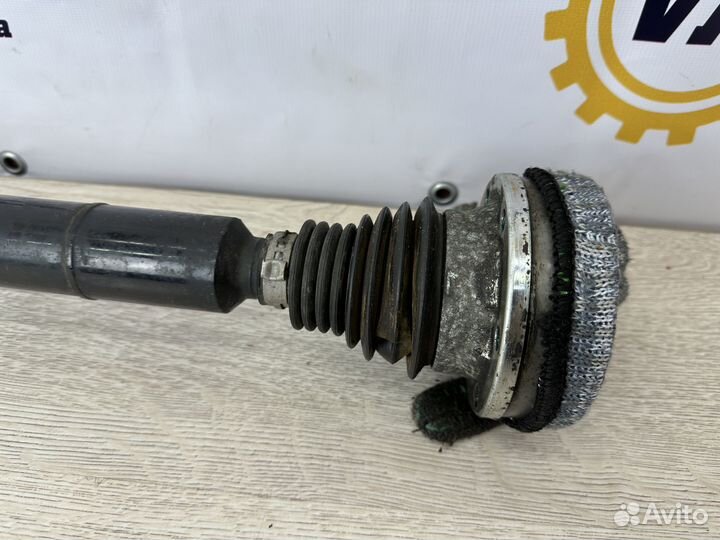 Привод правый передний Audi A3 8P 2008