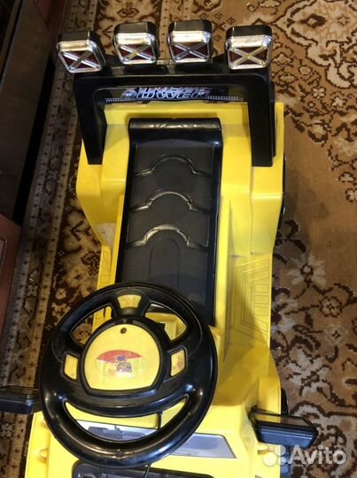 Детский электромобиль бу