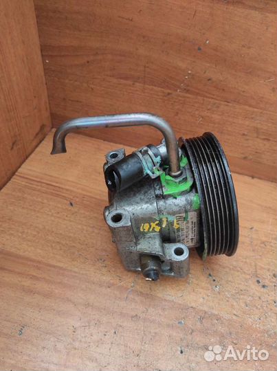 Насос гидроусилителя руля Форд Фокус 2 1,6 бензин