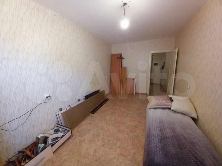 1-к. квартира, 38 м², 1/10 эт.