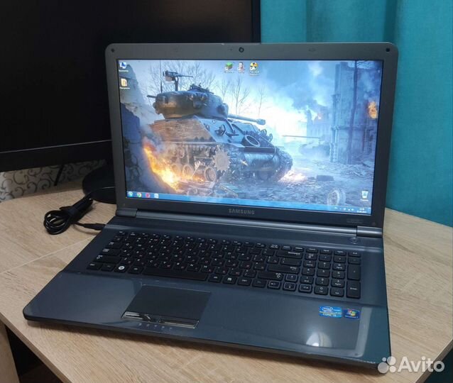 Ноутбук Samsung RC710