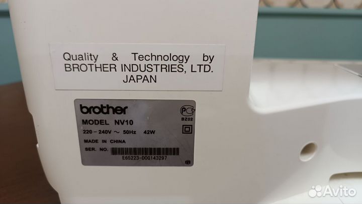 Швейная машина brother NV10 (Innova-IS10)