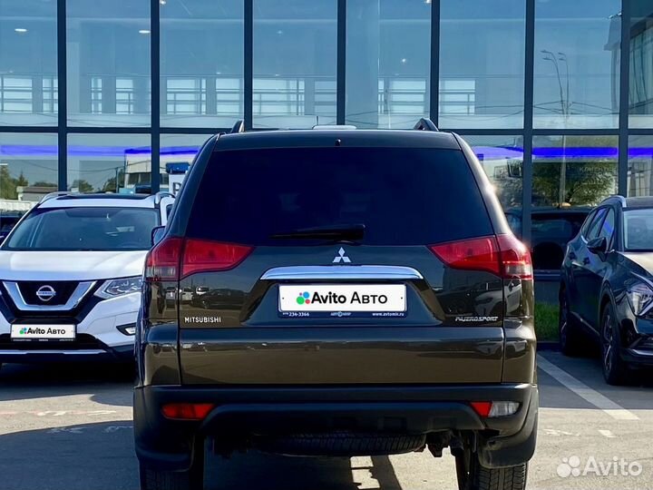 Mitsubishi Pajero Sport 2.5 AT, 2015, 129 601 км