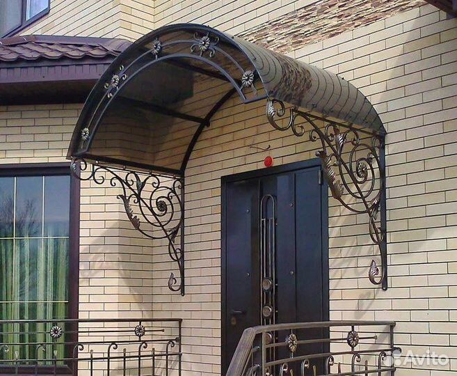 Кованый козырек