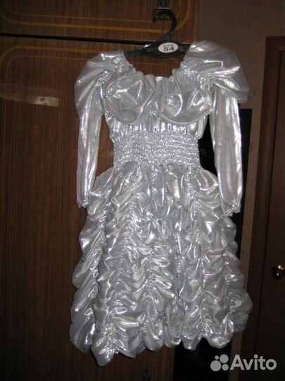 Нарядное платье