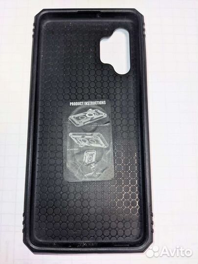 Чехлы на телефон