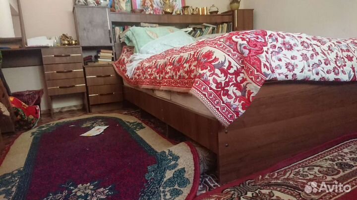 Спальный гарнитур бу