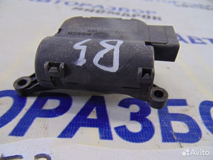 Моторчик заслонки печки для Volkswagen Passat 200